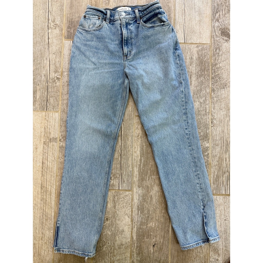 Abercrombie & Fitch 90s Straight Jeans Women 26/2S Light Wash Excellent Slit Hem